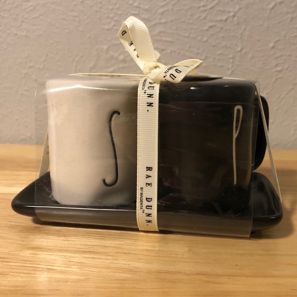 New Rae Dunn Mug Style Salt & Pepper shakers